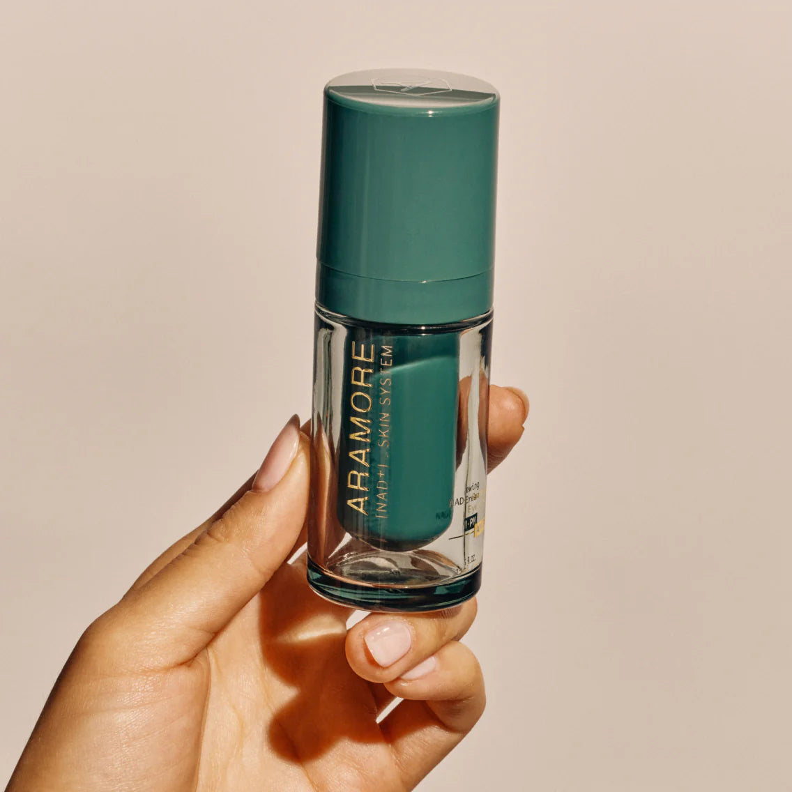 Aramore NAD+ Renewing Eye Cream
